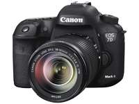 Зеркальный фотоаппарат Canon EOS 7D Mark II Kit EF-S18-135 IS STM