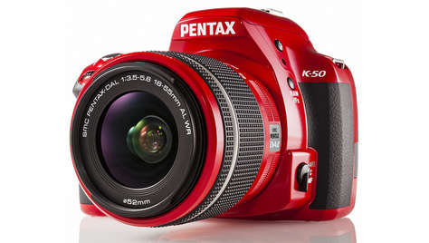 Зеркальный фотоаппарат Pentax K-50 Kit Red