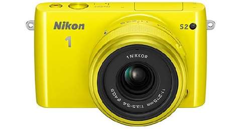 Беззеркальный фотоаппарат Nikon 1 S2 Kit 1 NIKKOR 11–27,5 мм + VR 30–110 мм. Yellow
