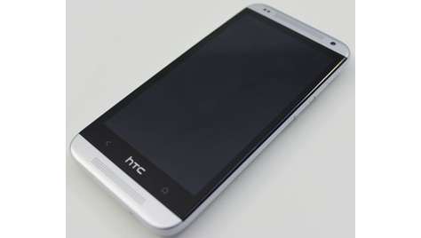 Смартфон HTC Desire 601 Dual Sim