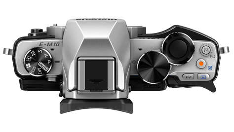 Беззеркальный фотоаппарат Olympus OM-D E-M10 Body Silver