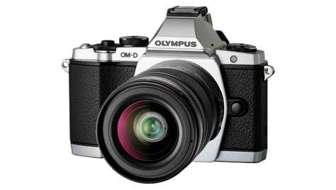 Беззеркальный фотоаппарат Olympus OM-D E-M5 Kit с объективом 12–50