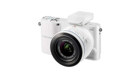 Беззеркальный фотоаппарат Samsung NX1000