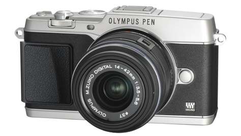 Беззеркальный фотоаппарат Olympus PEN E-P5 с объективом 14–42 серебристый