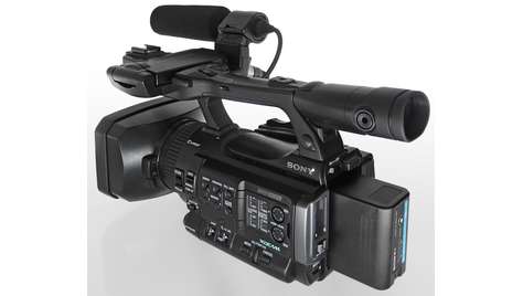 Видеокамера Sony PMW-100