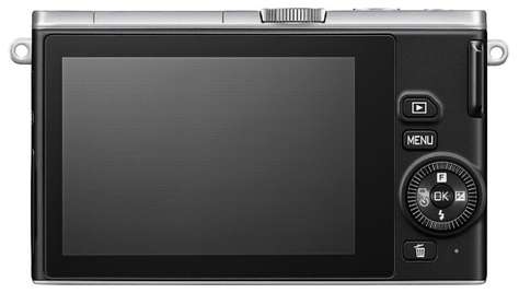 Беззеркальный фотоаппарат Nikon 1 J4 Kit 10-30 VR Silver