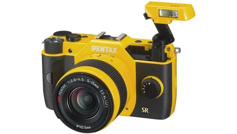 Беззеркальный фотоаппарат Pentax Q7 Kit Yellow