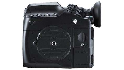 Зеркальный фотоаппарат Pentax 645 Z Body