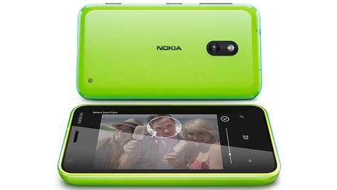Смартфон Nokia LUMIA 620 green