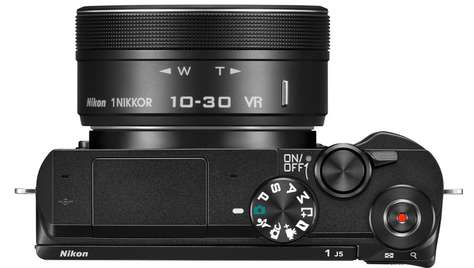 Беззеркальный фотоаппарат Nikon 1 J5 Kit 10–30mm VR