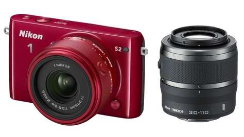 Беззеркальный фотоаппарат Nikon 1 S2 Kit 1 NIKKOR 11–27,5 мм + VR 30–110 мм. Red