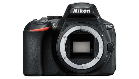 Зеркальный фотоаппарат Nikon D5600 Kit 18-140 mm VR