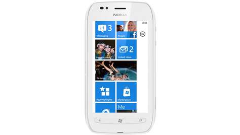 Смартфон Nokia LUMIA 710 white