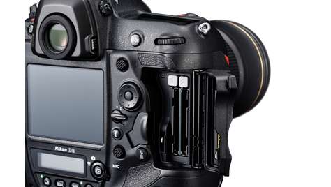 Зеркальный фотоаппарат Nikon D5 Body