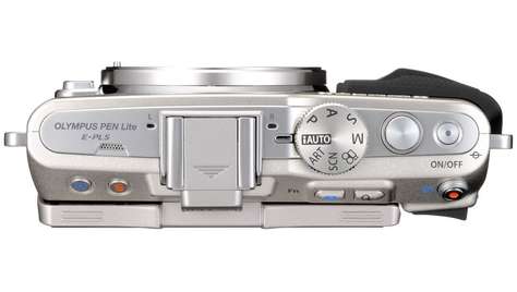Беззеркальный фотоаппарат Olympus PEN E-PL5 с объективами 14–42 и 15 мм 1:8,0 белый