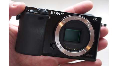 Беззеркальный фотоаппарат Sony Alpha A6000 Body (ILCE-6000)