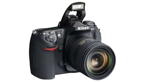 Зеркальный фотоаппарат Nikon D300s Kit 16-85mm f/3.5-5.6G ED VR
