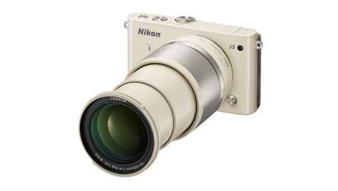Беззеркальный фотоаппарат Nikon 1 J3 BE Kit 10-30mm
