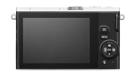 Беззеркальный фотоаппарат Nikon 1 J4 Kit 10-30 VR White