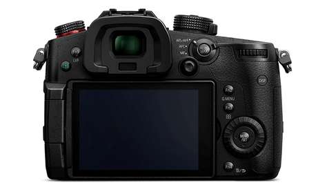 Беззеркальная камера Panasonic Lumix DC-GH5S Kit