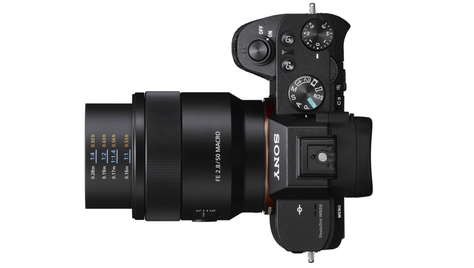 Фотообъектив Sony FE 50 мм F2.8 Macro (SEL50M28)