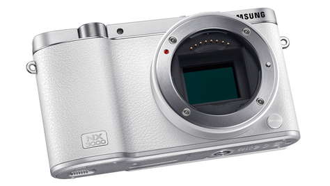 Беззеркальный фотоаппарат Samsung NX 3000 Body White