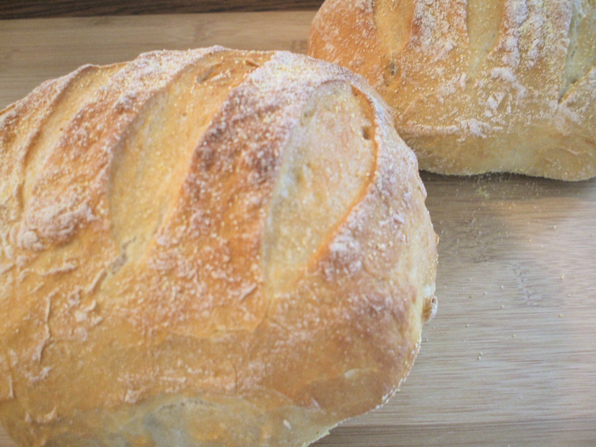 Почему крошится домашний хлеб из хлебопечки и духовки – причины