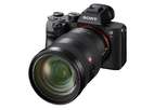 Полнокадровая камера со сменными объективами Sony α7R III скоро в продаже в России