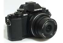Тест камеры Olympus OM-D E-M10: трехосевая стабилизации позволяет снимать в любом направлении 