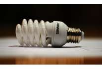 Тест энергосберегающих лампочек: светят везде, а всегда?