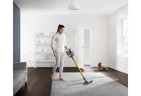 Тест пылесоса DYSON V8 Absolute: школа выживания на двух скоростях