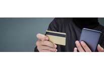 Эксперты назвали мошеннические схемы, которых стоит остерегаться в 2023 году