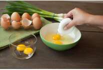 Готовить яйца — дело техники: сепаратор для яиц Quirky Pluck 