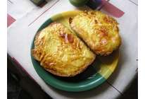 Горячие бутерброды с яйцом и сыром