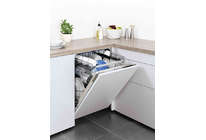 Обзор встраиваемой посудомоечной машины на 15 комплектов посуды Electrolux ESL 98810 RA