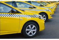 Роскачество оценило приложения для заказа такси и выявило небезопасные