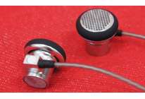 Обзор наушников-вкладышей Astrotec Lyra: хотите баса — втопите глубже, а холодная серединка и так охмурит…