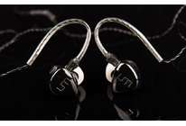 Внутриканальные наушники Unique Melody Mentor: такое послушать, как на золоте откушать