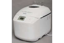 Хлебопечка Mystery MBM-1204 может готовить хлеб как днем, пока вы на работе, так и ночью.