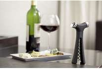 Кухонные гаджеты Quirky: винную бутылочку надо чпокнуть культурно