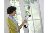 Моем окна без страха и упрека: пылесос, робот — еще есть желающие?
