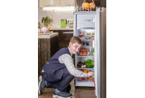 Холодильник Hisense RR-220D4AG2 – маленький, но удаленький
