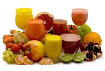 Сравнительный тест соковыжималок: чей сок самый летний?