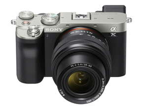 Объявлен старт продаж  полнокадровой камеры Sony a7C в России