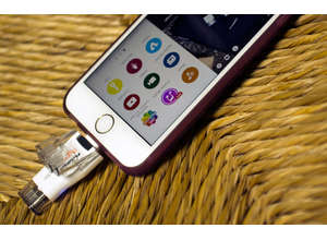 PhotoFast microSD Reader - картридер для iOS и всех устройств.