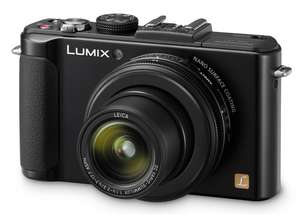 Компактный фотоаппарат Panasonic DMC-LX7 умеет снимать, как распускается цветок и проплывают облака
