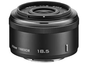 Объектив 1 NIKKOR 18.5mm f/1.8 работает на самой высокой скорости