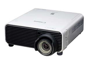 Canon выпускает новый инсталляционный проектор: компактную, экономичную и универсальную короткофокусную модель XEED WUX500ST