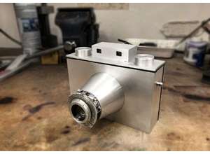 Фотограф Лукас Ландерс собрал среднеформатную камеру в домашних условиях