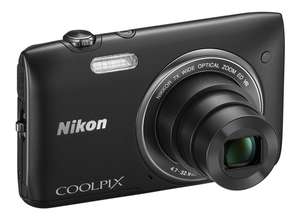 Компактная фотокамера Nikon COOLPIX S3500 имеет широкоугольный зум-объектив NIKKOR с 7-кратным увеличением
